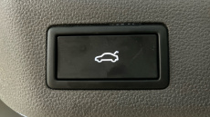 Volkswagen Multivan 2.0 TDI Style 5dr LWB DSG Diesel Estate